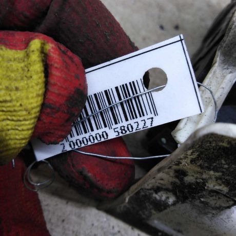 zamok-dveri-perednii-levyi-volkswagen-jetta-5-volkswagen-golf-5-pravyi-rul-art-108164-big-1