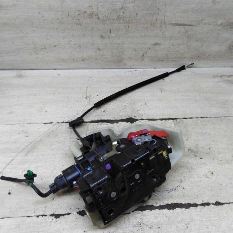 zamok-dveri-zadnii-pravyi-volkswagen-jetta-5-volkswagen-golf-5-art-108166-big-2