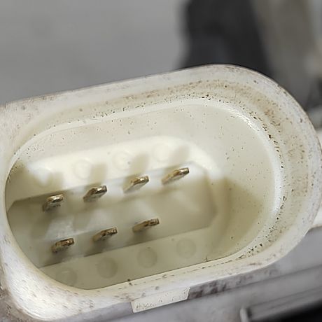 zamok-dveri-perednei-levyi-volkswagen-passat-b7-art-108251-big-4