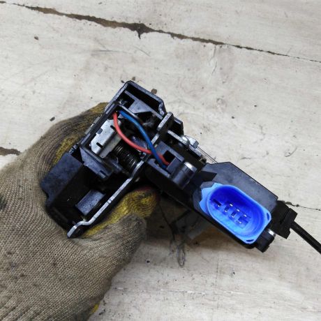 zamok-dveri-zadnii-levyi-skoda-octavia-a5-restailing-art-108815-big-3