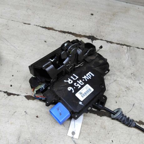 zamok-dveri-perednii-pravyi-skoda-octavia-a5-restailing-art-108816-big-2