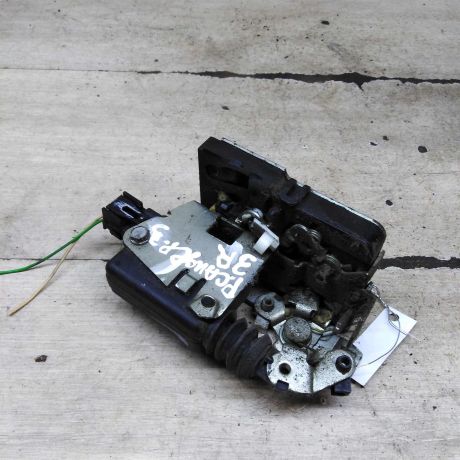 zamok-dveri-zadnii-pravyi-renault-sandero-i-art-109026-big-0