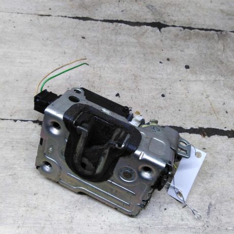 zamok-dveri-zadnii-pravyi-renault-sandero-i-art-109026-big-2