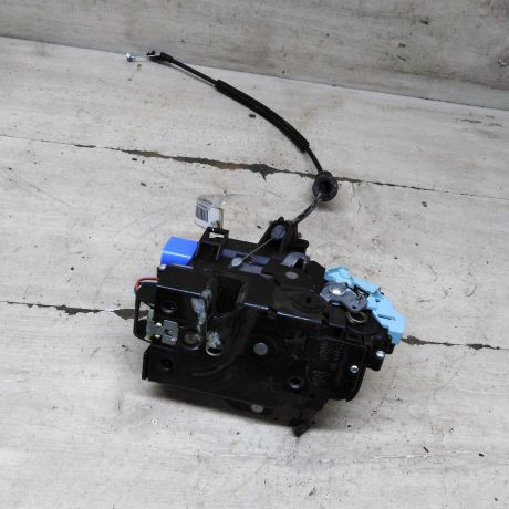 zamok-dveri-zadnii-pravyi-skoda-octavia-a5-art-109182-big-3