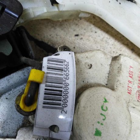 zamok-dveri-zadnii-levyi-hyundai-elantra-iii-art-109337-big-3