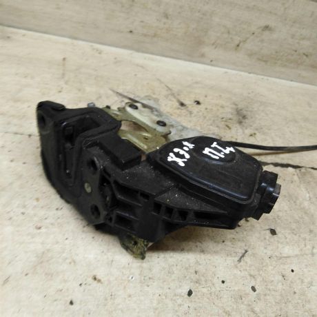 zamok-dveri-perednii-levyi-hyundai-elantra-iii-art-109426-big-1