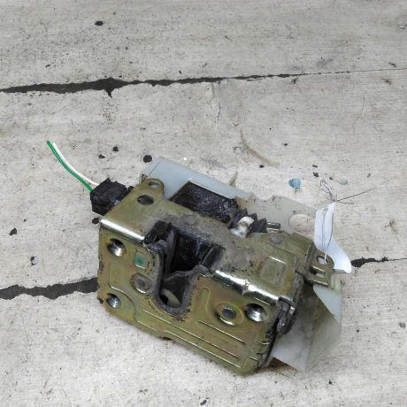 zamok-dveri-zadnii-pravyi-renault-symbol-i-art-109467-big-3