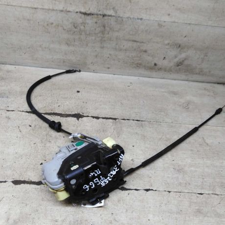 zamok-dveri-perednii-levyi-volkswagen-passat-b6-art-110404-big-1