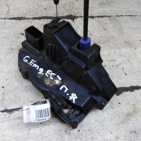 zamok-dveri-perednii-pravyi-geely-emgrand-ec7-art-110942-big-1