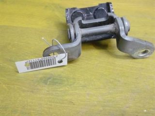 petlia-dveri-zadniaia-levaia-verxniaia-honda-jazz-art-10709