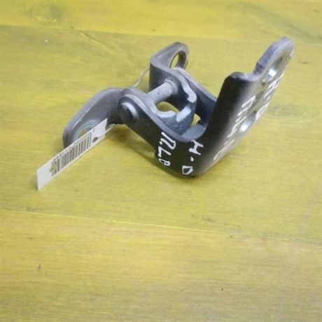 petlia-dveri-peredniaia-levaia-verxniaia-honda-jazz-art-10751-big-1