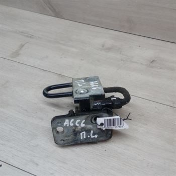 petlia-dveri-peredniaia-levaia-nizniaia-audi-a6-s6-art-11365-big-0