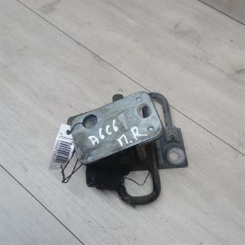 petlia-dveri-peredniaia-pravaia-nizniaia-audi-a6-c6-art-11366-big-1