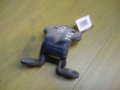 petlia-dveri-zadniaia-pravaia-nizniaia-hyandai-sonata-4-art-12003-big-1