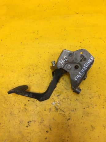 pedal-scepleniia-honda-s-kronsteinom-v-sbore-jazz-2008-s-art-12339-big-0