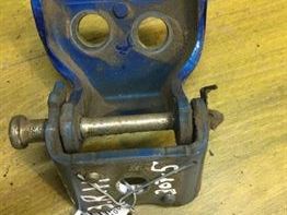 petlia-dveri-zadniaia-pravaia-nizniaia-peugeot-307-art-12632