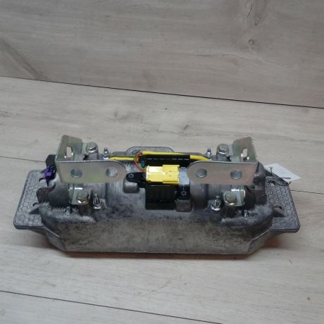 poduska-bezopasnosti-passazirskaia-audi-a6-c6-art-13180-big-2