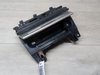 pepelnica-peredniaia-audi-a4-b7-art-13229