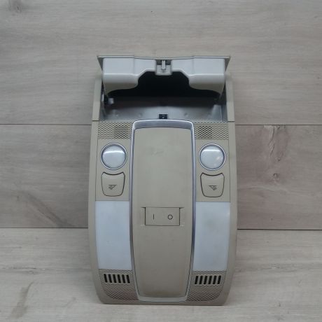 fonar-salona-audi-a6-c6-art-13338-big-1