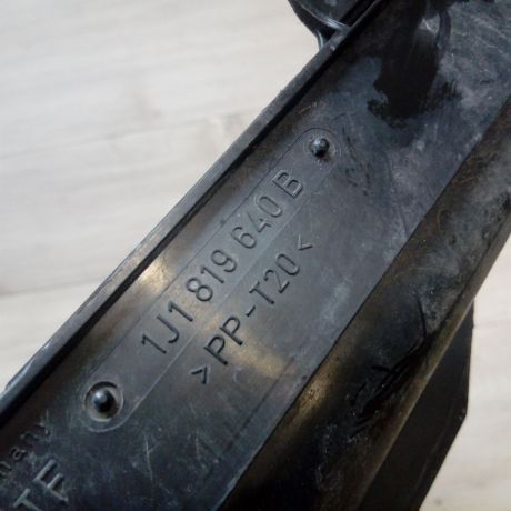 ramka-salonnogo-filtra-skoda-octavia-tour-art-13544-big-1