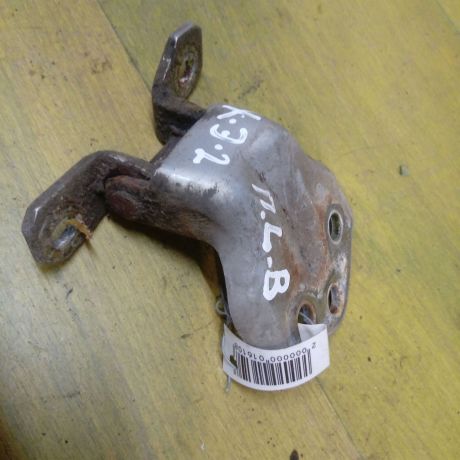 petlia-dveri-peredniaia-levaia-verxniaia-hyundai-elantra-ii-art-13581-big-0