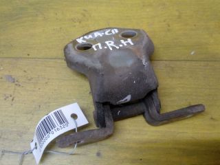 petlia-dveri-peredniaia-pravaia-nizniaia-kia-spectra-ii-art-13618