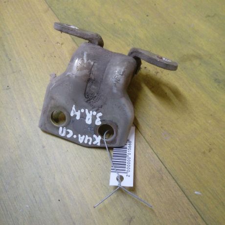 petlia-dveri-zadniaia-pravaia-nizniaia-kia-spectra-ii-art-13619-big-0