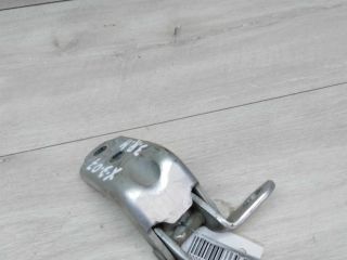 petlia-dveri-zadniaia-pravaia-nizniaia-hyundai-elantra-art-13790