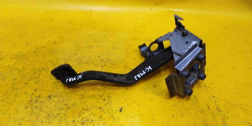 pedal-kia-magentis-art-14123-big-2