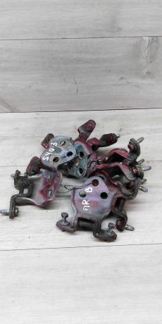 petlia-dveri-volvo-s40-art-14320-big-0