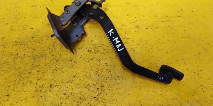 pedal-scepleniia-kia-magentis-ii-art-14706-big-0