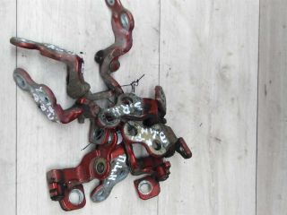 petlia-dveri-ford-focus-art-14720