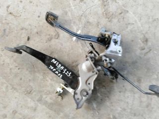 pedalnyi-uzel-mazda-323-art-15799