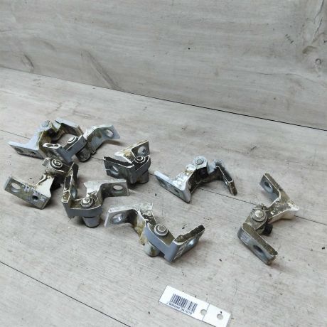 petlia-dveri-volkswagen-polo-5-art-16411-big-0