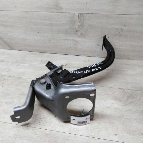 pedal-tormoza-hyundai-solaris-art-16717-big-1