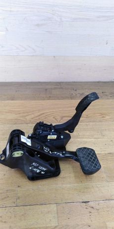 blok-pedalei-volkswagen-polo-sedan-pedalnyi-uzel-art-16793-big-1