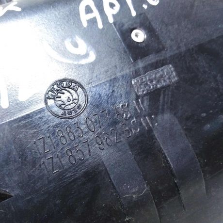 pepelnica-skoda-octavia-a5-art-17057-big-3