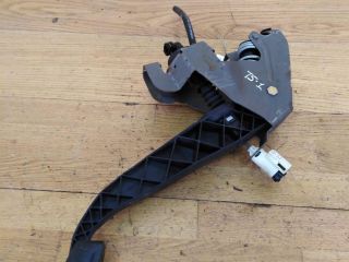 pedal-scepleniia-volkswagen-transporter-t5-art-17538