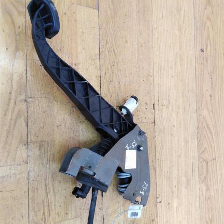 pedal-scepleniia-volkswagen-transporter-t5-art-17538-big-1