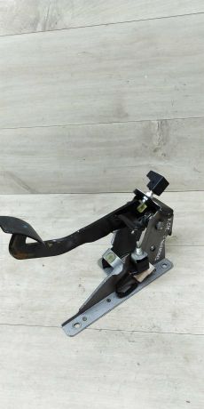 pedal-scepleniia-hyundai-solaris-art-17655-big-0