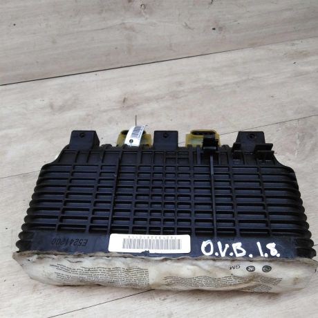 poduska-bezopasnosti-pravaia-opel-vectra-b-art-18114-big-1