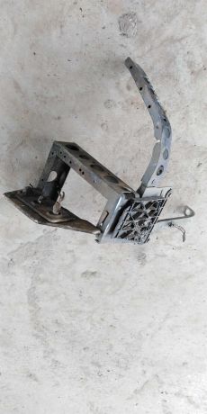 kronstein-levoi-perednei-paneli-audi-a8-d2-art-18296-big-1