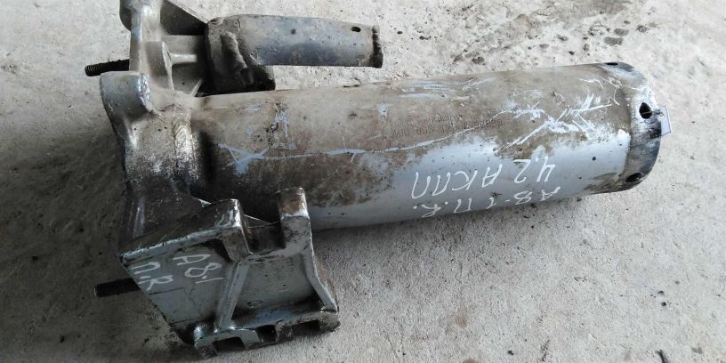 kronstein-pravyi-perednii-lonzerona-audi-a8-d2-art-18309-big-2