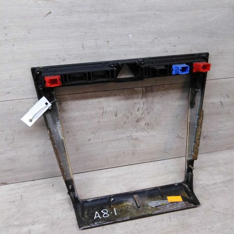 ramka-centralnaia-torpedy-audi-a8-d2-art-18482-big-4