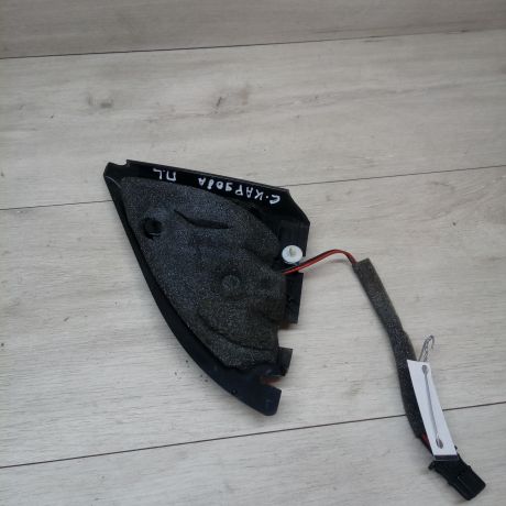 dinamik-akusticeskii-s-zagluskoi-levoi-perednei-dveri-seat-cordoba-art-18590-big-1