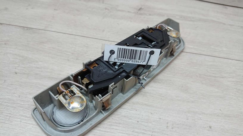 fonar-osveshheniia-salona-audi-a6-c6-art-18638-big-3