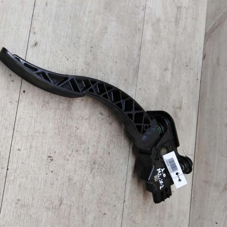 pedal-gaza-mitsubishi-lancer-10-art-18737-big-0