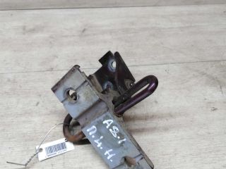 petlia-dveri-peredniaia-levaia-nizniaia-audi-a8-d2-art-18771