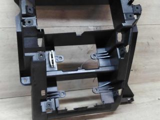 ramka-vnutrenniaia-torpedy-centralnaia-volkswagen-transporter-t5-art-19177