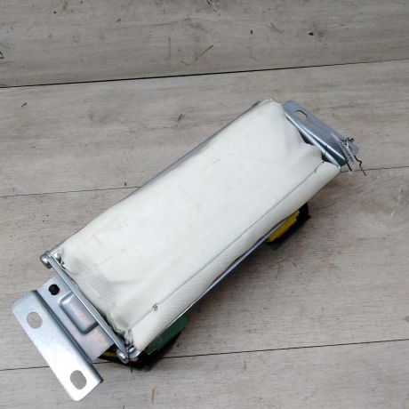 poduska-bezopasnosti-volkswagen-touareg-art-19885-big-1